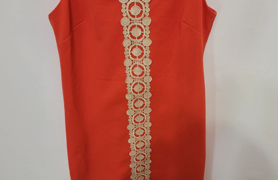 Jessica Simpson Women's Ribbed Knit Shift Dress Size 8 Coral Gold Metallic - Image 3 of 4