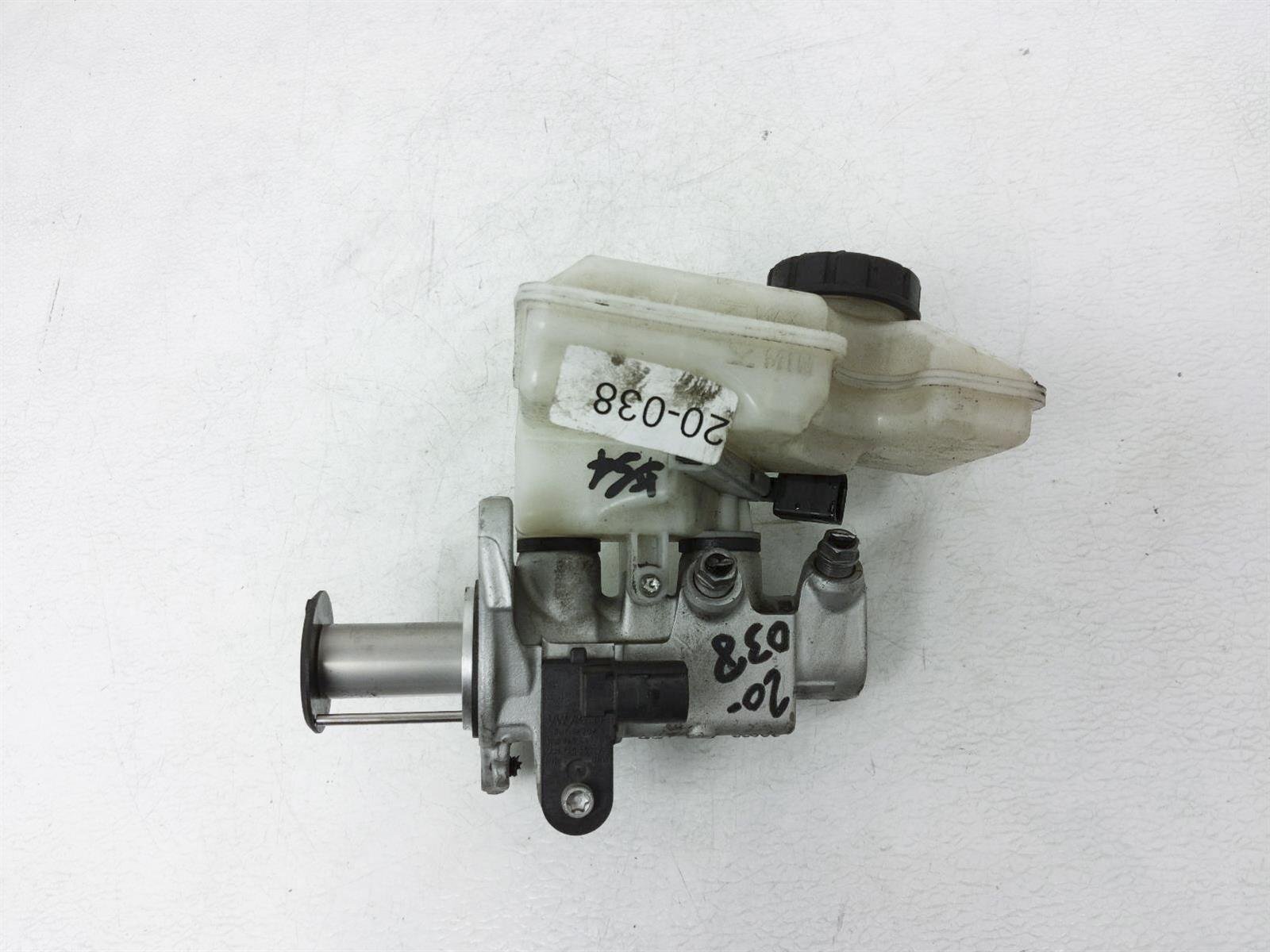 18 19 Audi A3 Brake Booster Master Cylinder 5Q1614019QRep 5Q1611