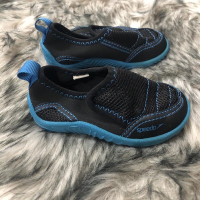 boys water shoes size 5