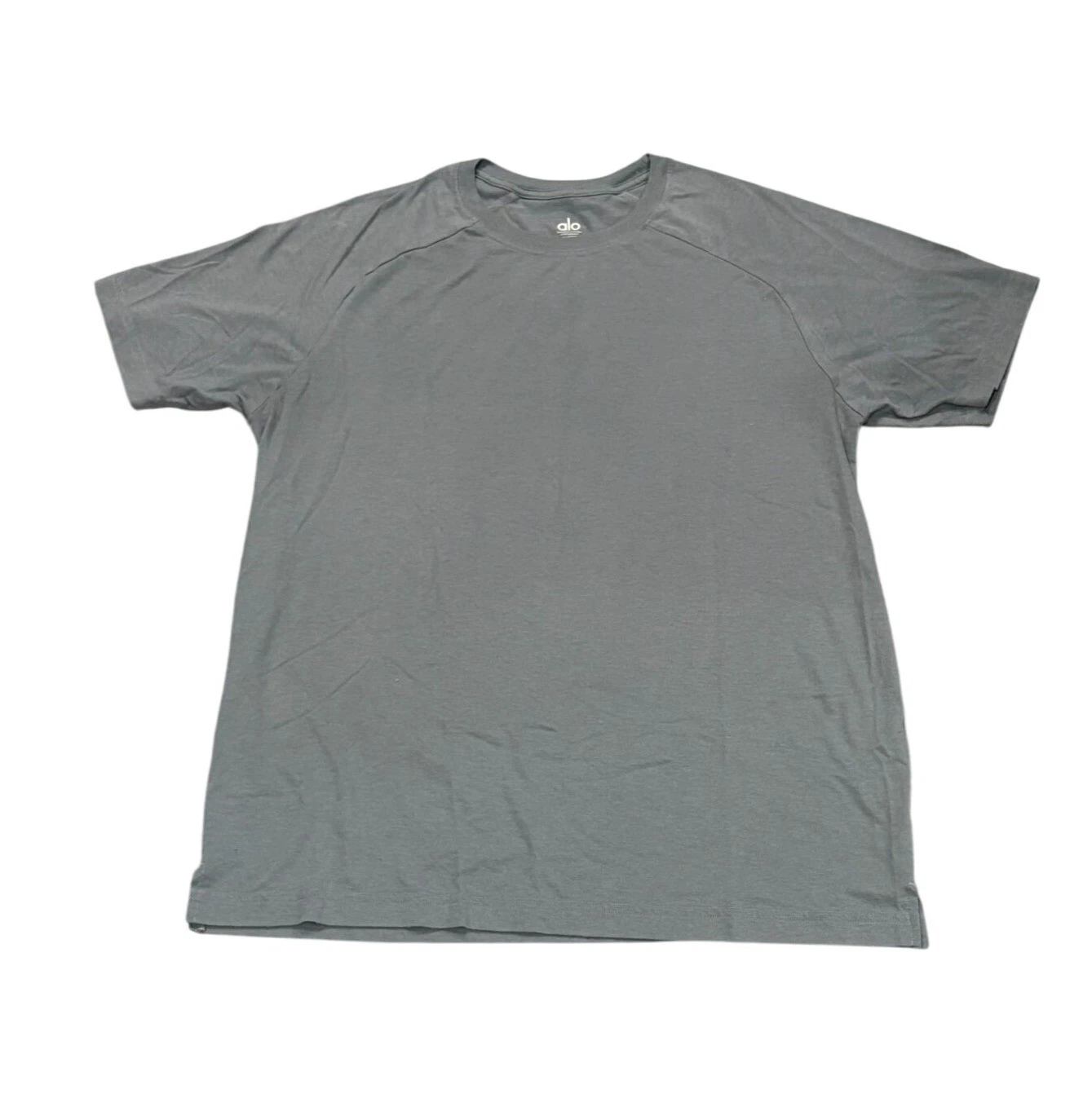 alo-yoga triumph raglan shirt