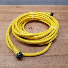 Allen Bradley 889N-F4AFNM-10 Series B, 600V, 10A, 4 Pin, 10M Cable - USED