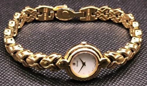 Vintage Ladies Seiko Gold Tone Quartz Watch, Good condition & working order