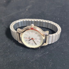 Vintage Timex Indiglo Quartz Silver Ladies Watch CR1025 Cell Needs Battery