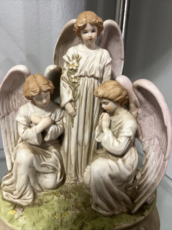 Caja de música vintage Schmid 3 ángeles "Lord's Prayer" figura 1988 8" Foto 3 de 4