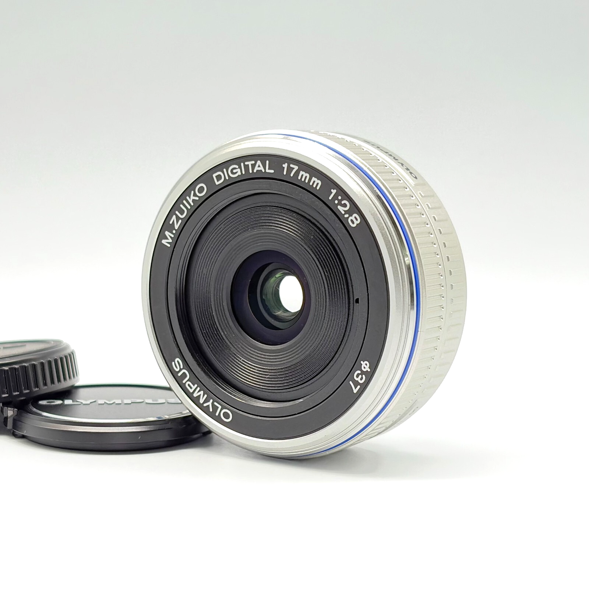 【ほぼ新品】OLYMPUS M.ZUIKO DIGITAL 17mm F2.8 Olympus M.Zuiko Digital 17mm f/2.8 Lens for Micro Four 261502
