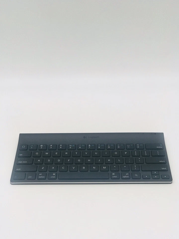 Logitech Tablet Keyboard iPad / iPhone Wireless Connectivity-Bluetooth Tested…24 - Image 2 of 4