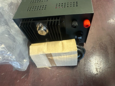 Alimentation régulée 12-24V Sources D'Alimentation Externe