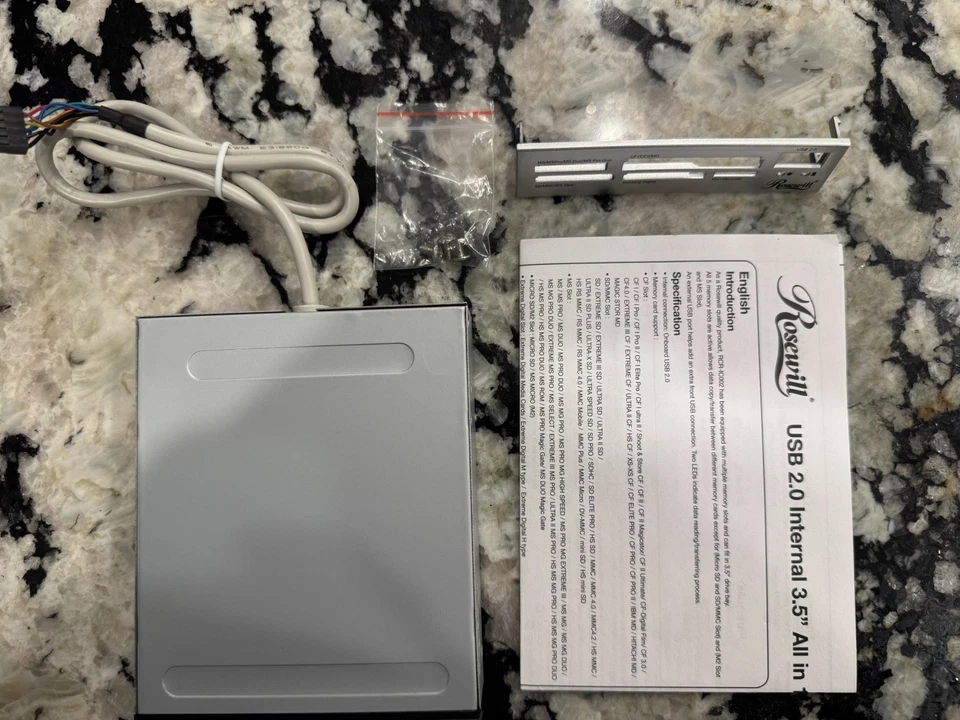 Rosewill Internal 74-in-1 Card Reader 3.5" Drive Front Bay Retail Box Type A USB - Image 2 of 4