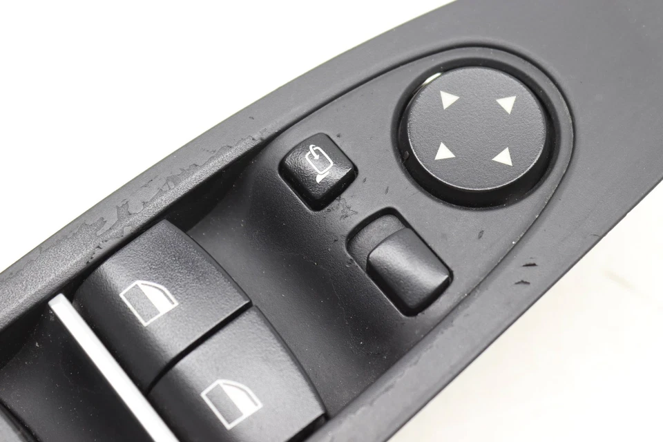 BMW 740LI XDRIVE 2013-2015 - Interruptor de ventana principal delantero izquierdo con moldura 9163574 Foto 3 de 4