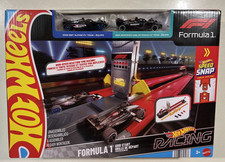 NEW 2026 Hot Wheels Racing Formula 1 Grid Start Playset w/2 F1 Cars