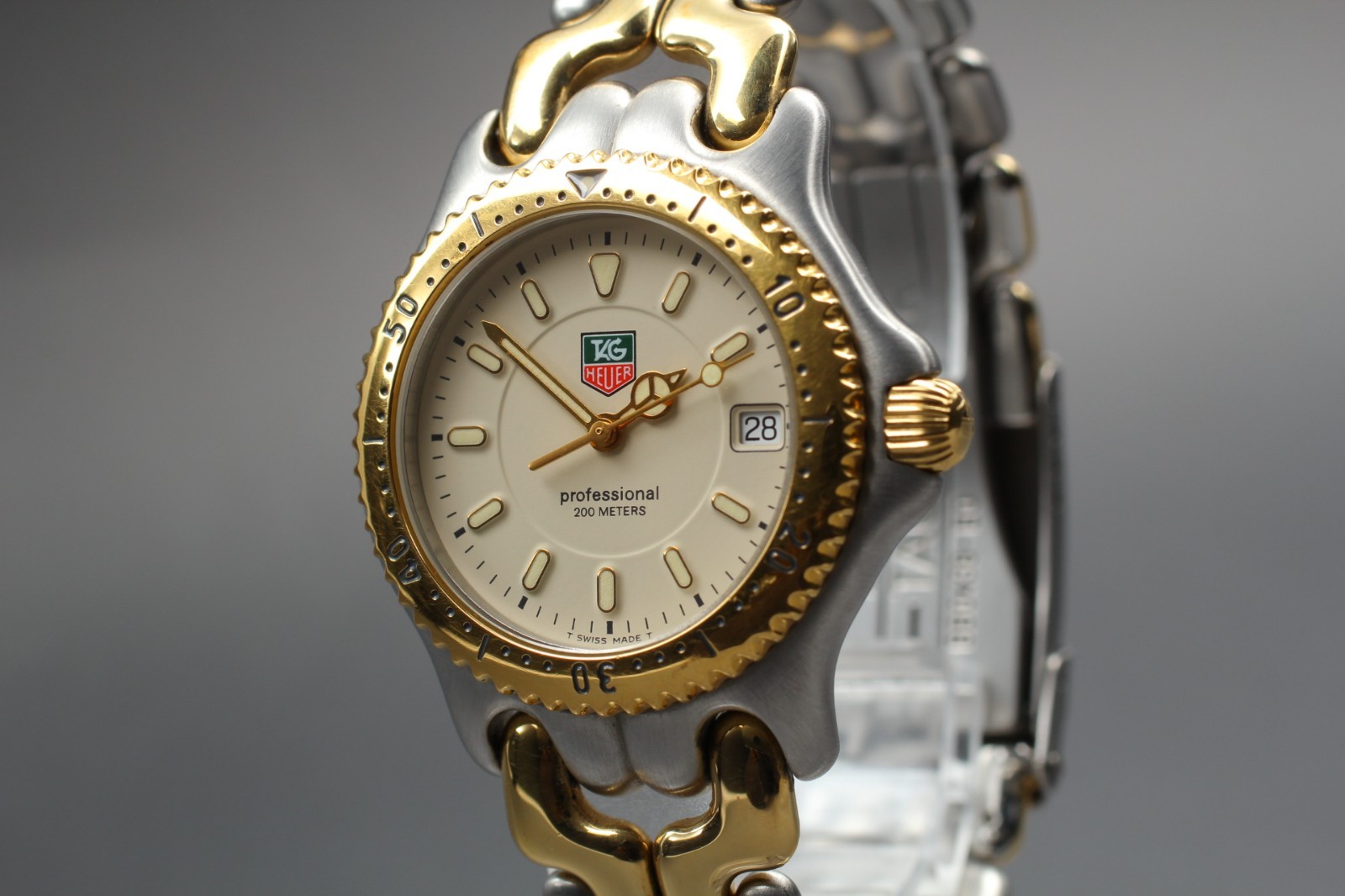 [NEAR MINT] TAG Heuer Professional 200 WG1221-K0 S/EL Gold 35mm Qz Men's Watch