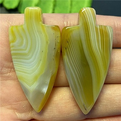 DAW06933 44x21x7mm 2pcs Yellow/white Stripes Agate Arrow Pendant Bead