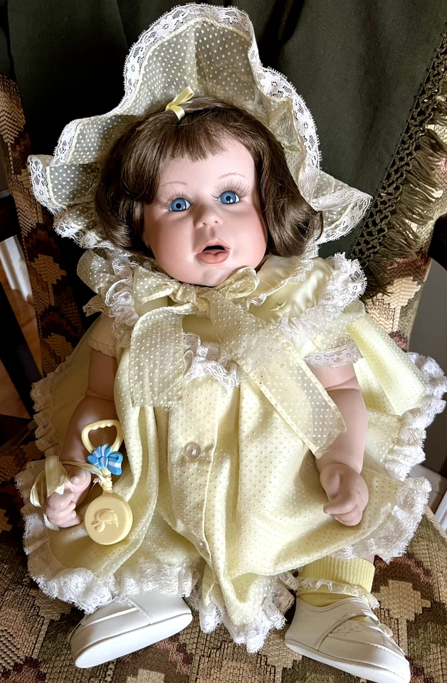 VTG 1987 Ceramic/Cloth DeHetre Punkin Baby Girl Doll Blue Eye Eyelash Brown Hair - Image 2 of 4