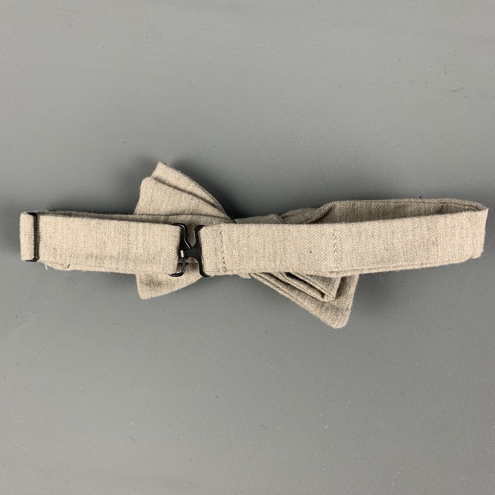 BLADE+BLUE Light Gray Bow Tie - image 2