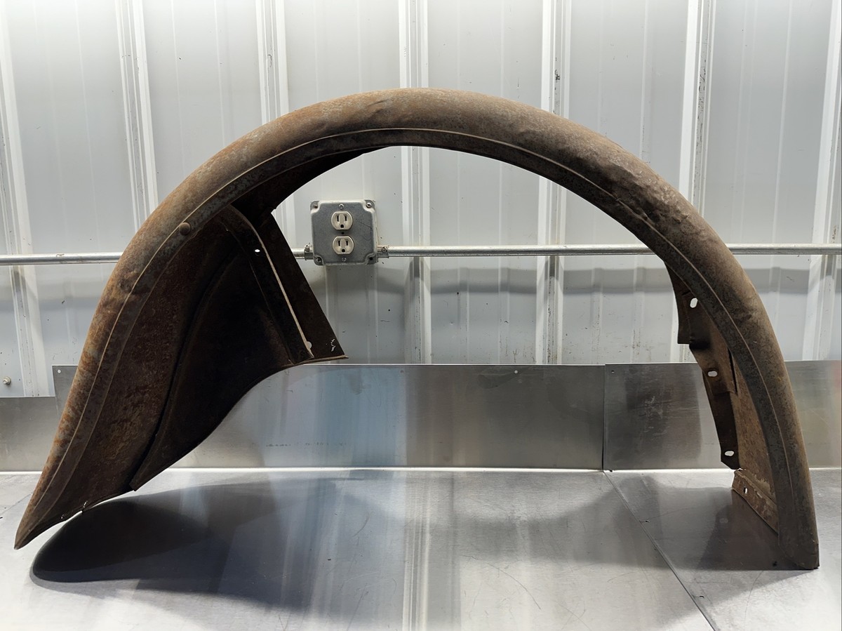 FUN 80mmディープ　リア 1928 1929 Ford Model A Touring Sedan Tudor Right Rear Fender