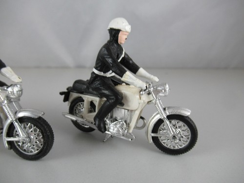 Norev plastic 1:43 230 Moto BMW 750 Police Motor Set of 3 - Picture 6 of 12
