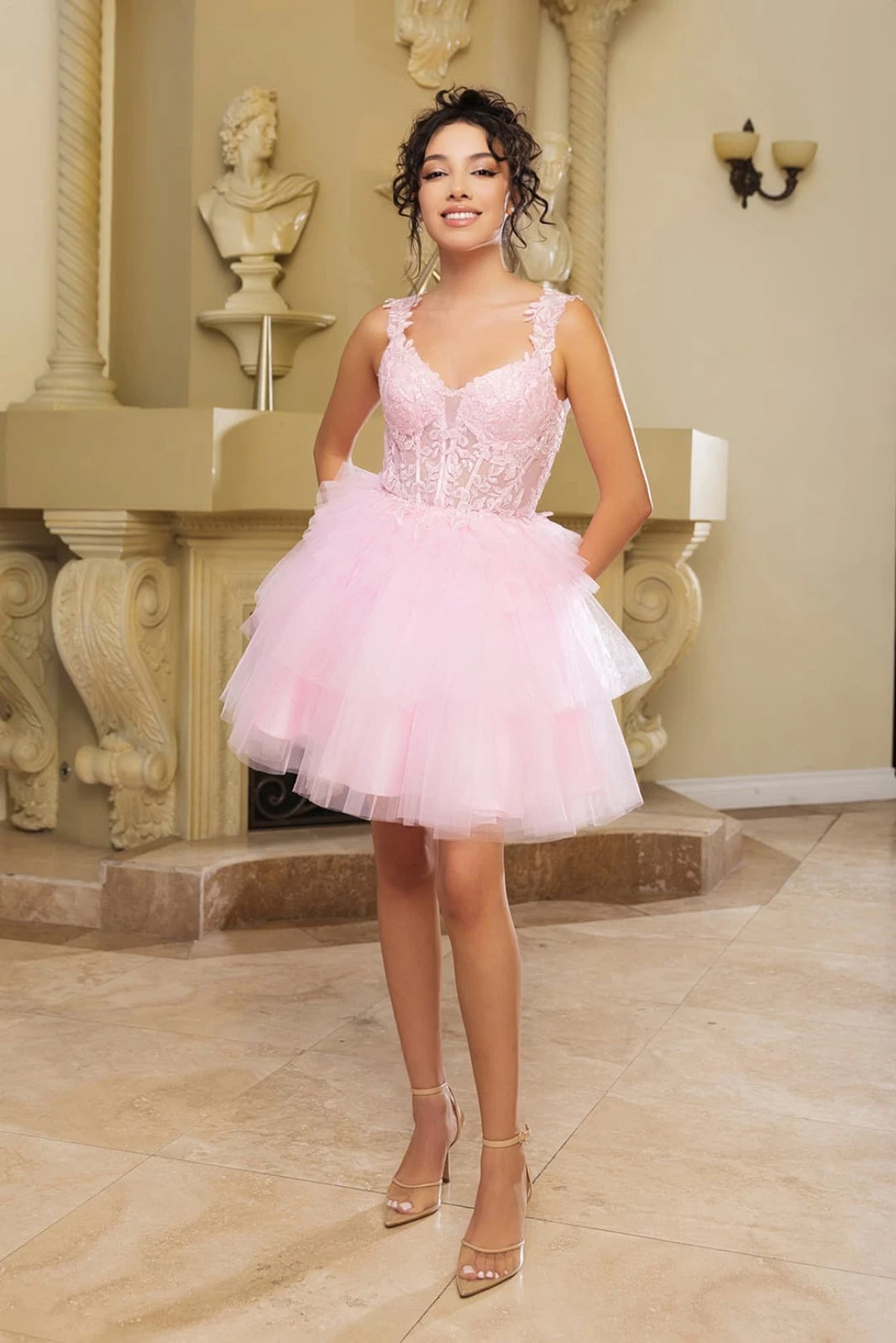 OFF WHITE Abiti Donna Per Laurea Hoco Corti Scollo a V Spaghetti Strap A Line Taglie Forti