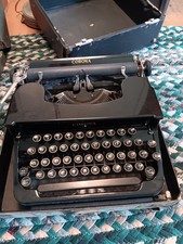 Vtg 1940 L C Smith Corona Portable Typewriter 1W Series Comet Flat Top & Case thumbnail