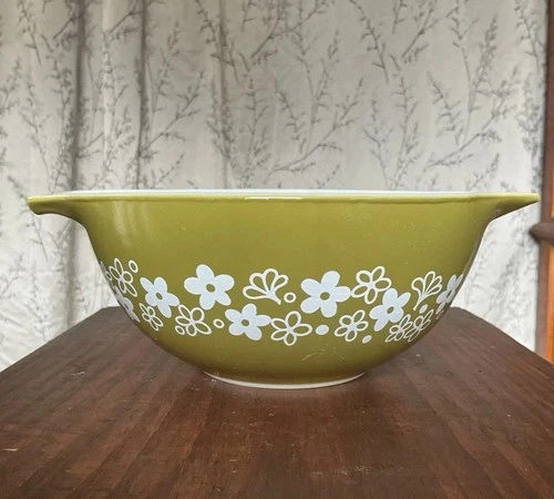 Vintage Pyrex Spring Blossom  1.5 Qt Mixing Bowl Cinderella Style #442