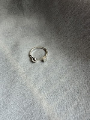S925 Sterlingsilber geometrischer offener Ring verstellbar minimalistisch Kugel Würfel Ring
