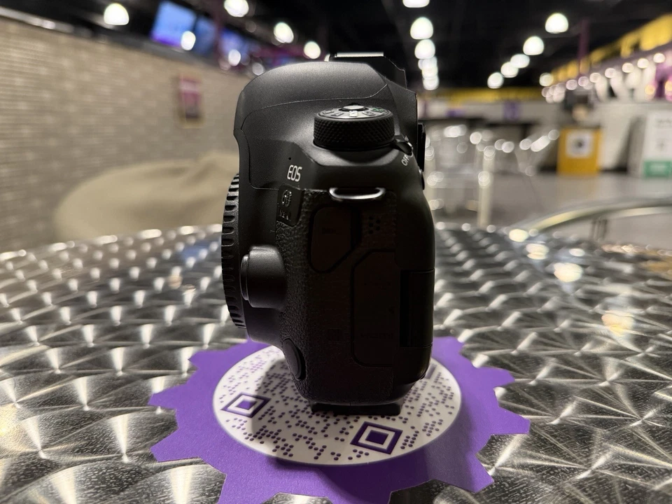 Canon EOS 6D Mark II 26,2 MP DSLR Camera (Body Only) - Image 4 of 4