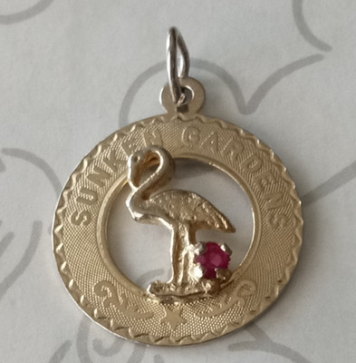 Florida Sunken Gardens 12K GF Pendant Charm Gold Tone Vintage Crea Disc
