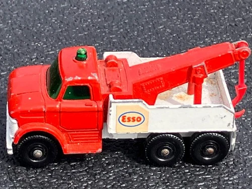 Vintage Lesney Matchbox No. 71 Ford Heavy Wreck Truck Esso 1/64 Diecast