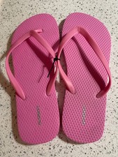 Old Navy Women's Flip Flops Size 8 Pink Comfy Pool Beach Sandals NWT
