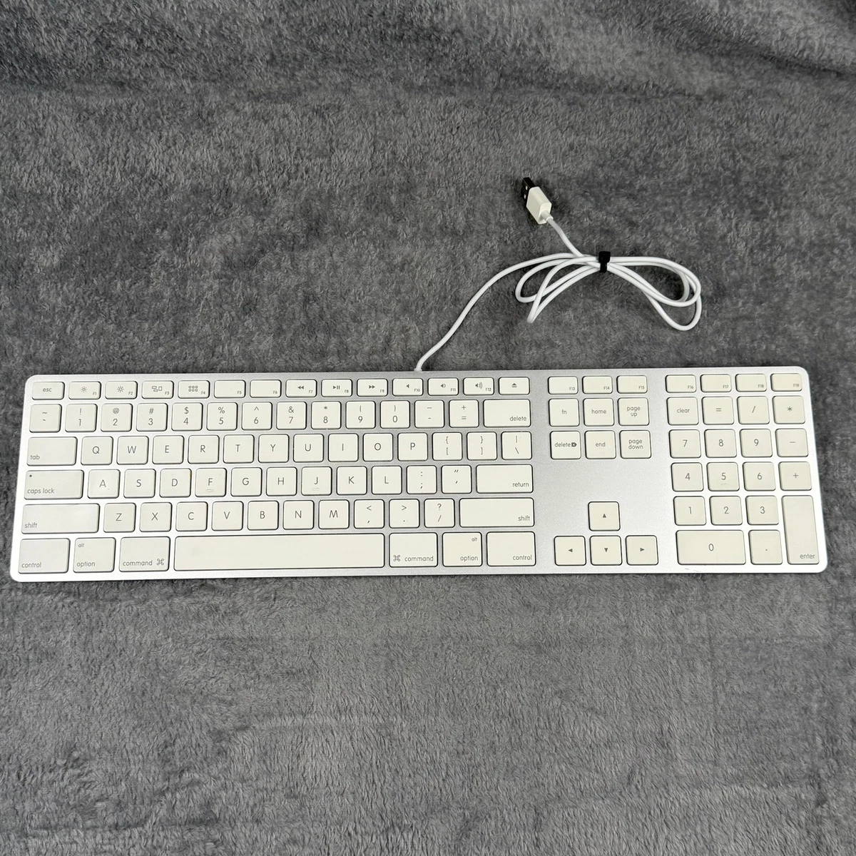 Apple Mac mini シルバーMagicKeyboard付き Apple Magic Keyboard with Numeric Keypad - US English: Electronics