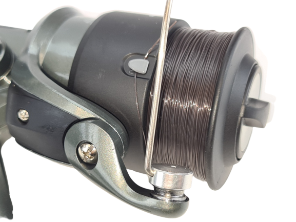 Lineaeffe Vigor Commando 4000 Angelrolle - Baitrunner Für Karpfenangeln Mit 2 Spulen