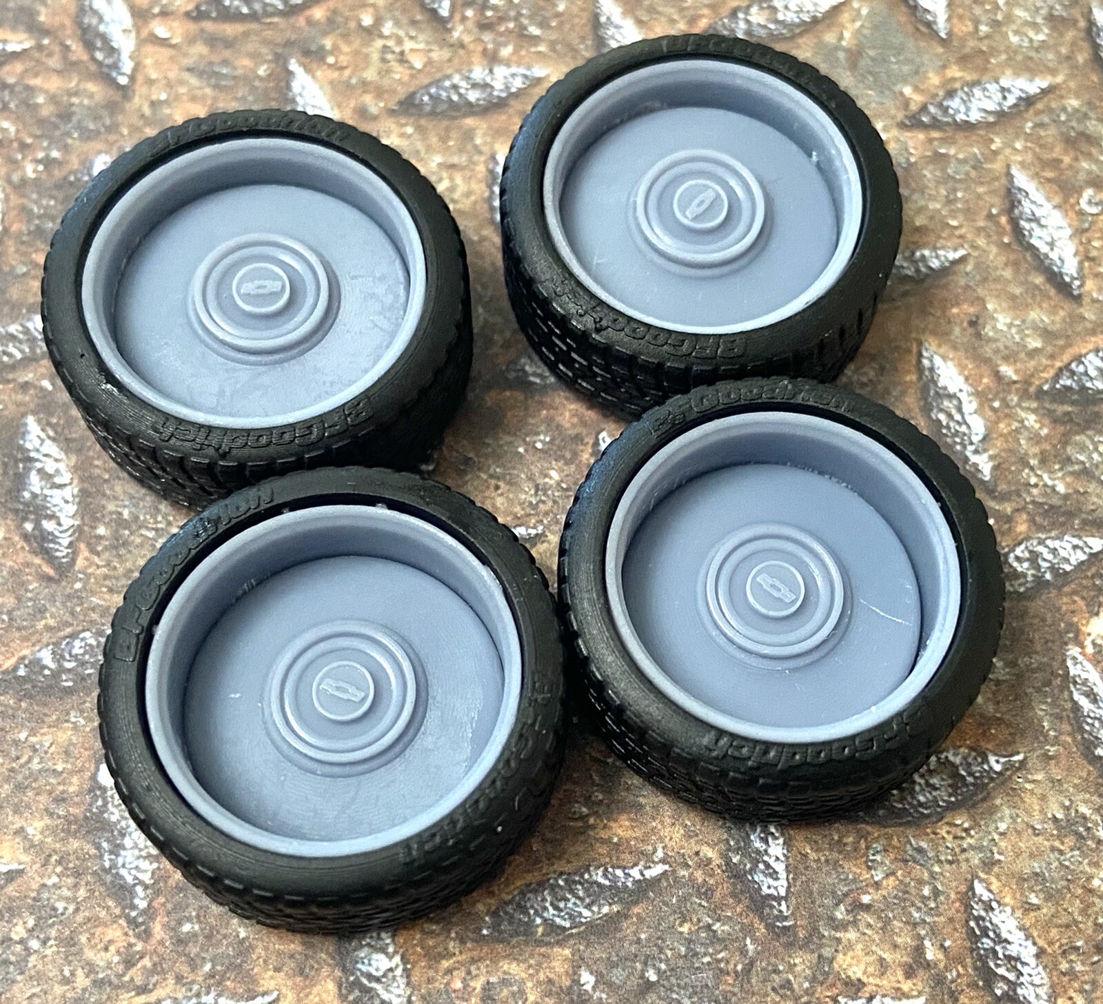 resin-20-inch-3-piece-chevy-truck-smoothies-model-car-wheels-tires-1