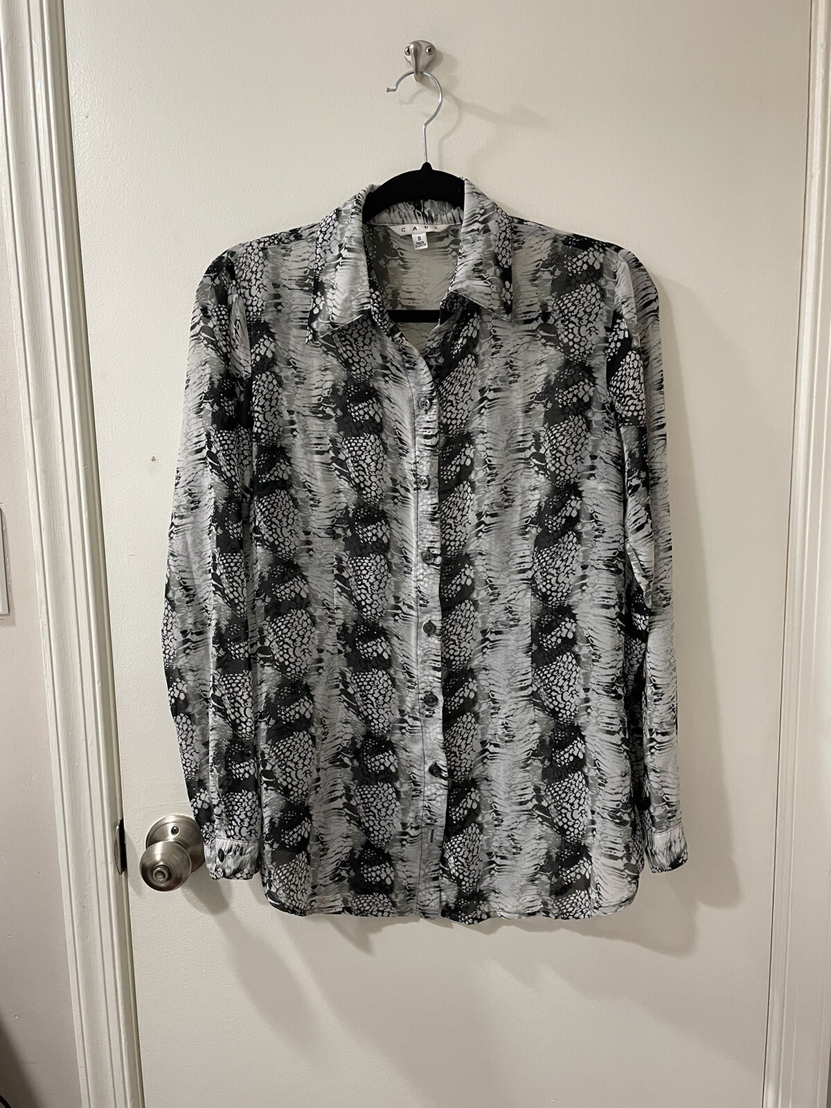 Cabi Silky Snake Python Pattern Blouse Women Smal… - image 8