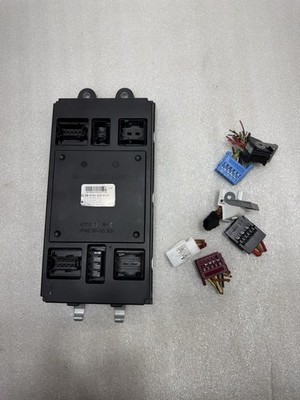 06-13 Mercedes W251 R500 GL450 ML63 AMG Front SAM Control Module