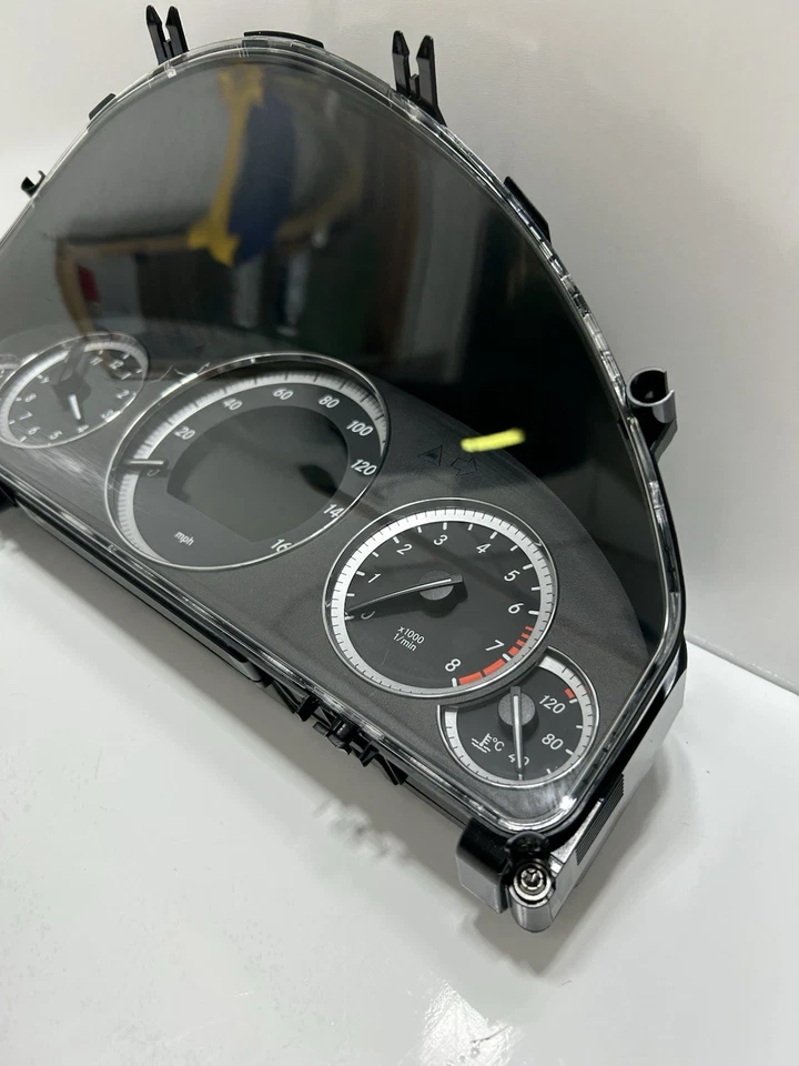 TESTED! 2010 MERCEDES W212 E350 SPEEDOMETER CLUSTER  86,000 Mile A2129005103 OEM - Image 3 of 4
