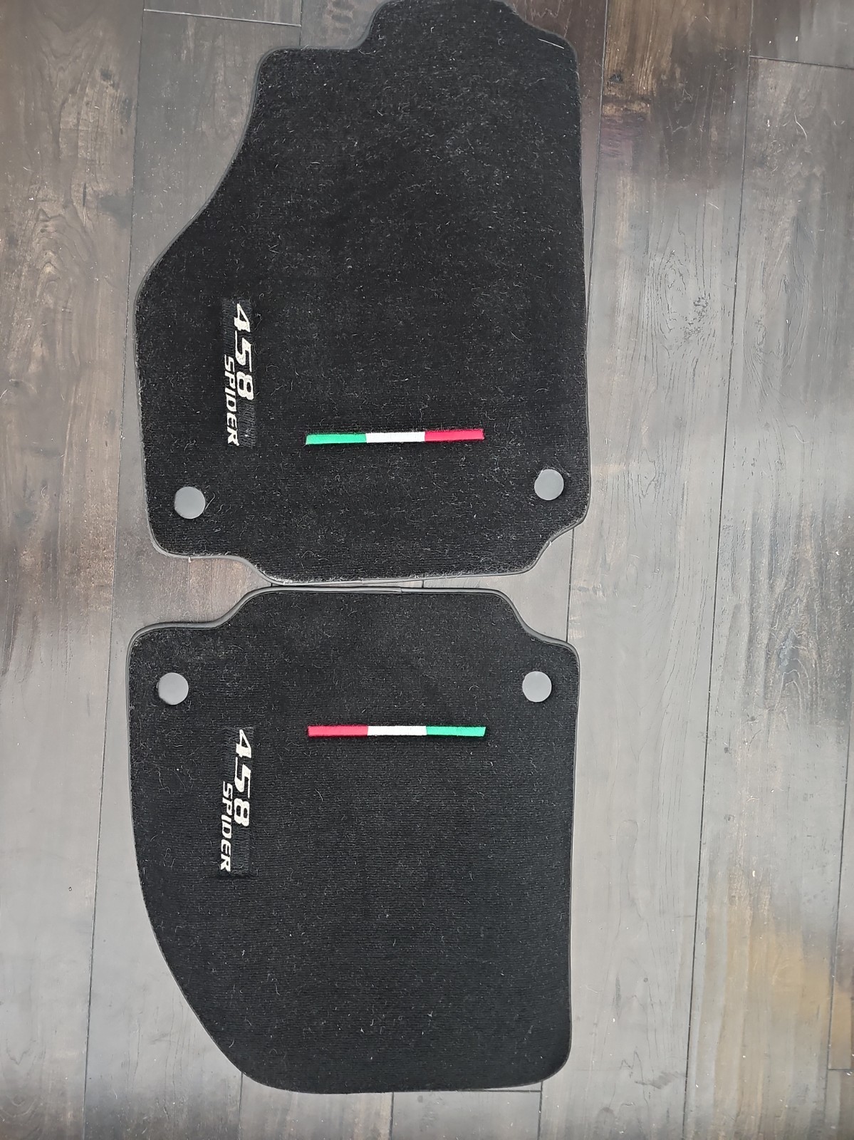 Ferrari 458 Spider 2015 Front Right Floor mats Pair