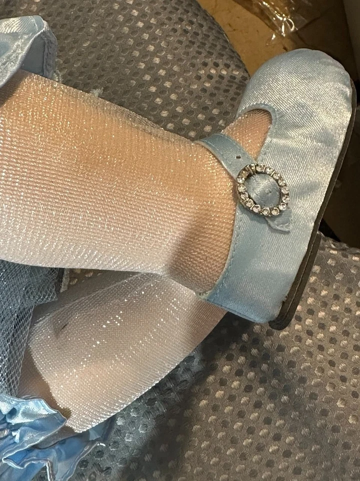 Marie Osmond, Large, Limited Edition Porcelain Doll "Katie", length 25'' - Image 4 of 4