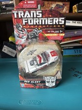 Transformers Generations  Deluxe Class Red Alert 2010 Action Figure Vehicle