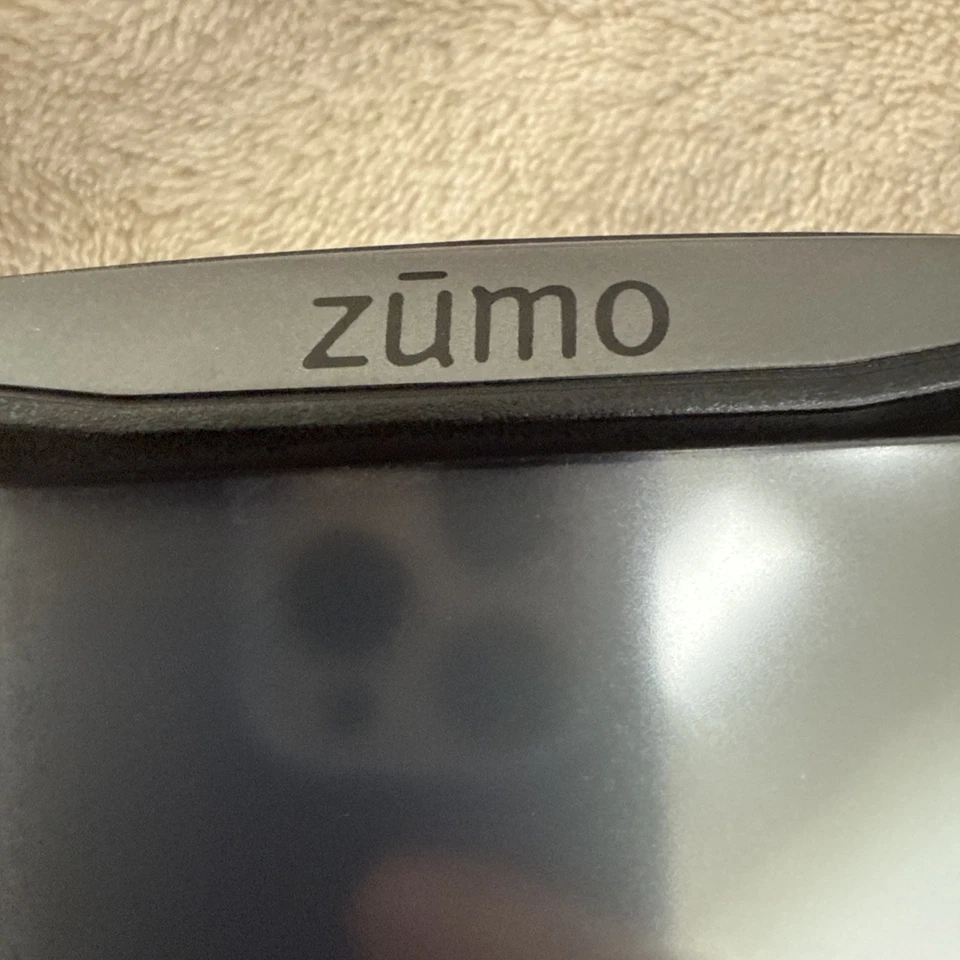 Garmin Zumo 590LM (Lifetime Maps) Motorcycle / Harley GPS Navigation - Image 4 of 4