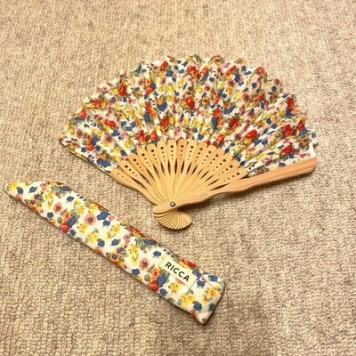 RICCA Fan Floral Pattern with Storage Pouch Wood Ribs Lightweight Elegant