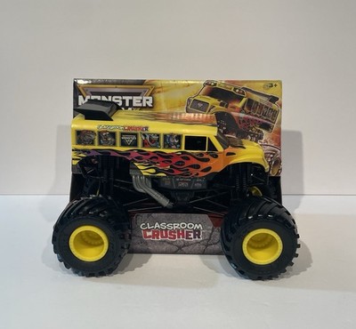 2026 Spin Master   Monster Jam   Series 28   Classroom Crusher   1:24 Scale 