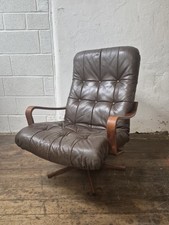 Scandinavian Style Leather Swivel Chair with Bentwood Frame