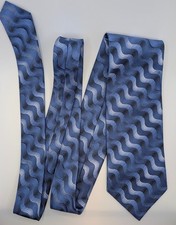 Bachrach Necktie Blue Waves Extra Long 100% Silk Tie 3.75" x 61" Made In USA