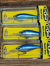 Lot of 3-Discontinued Storm Smash Shad #6 Crankbait SMS-06 Crome/Blue NEW  6cm. 