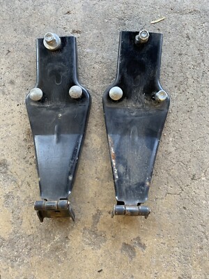 1993 93 POLARIS INDY XLT SKS SNOWMOBILE ENGINE HOOD SEAT LATCHES LATCH