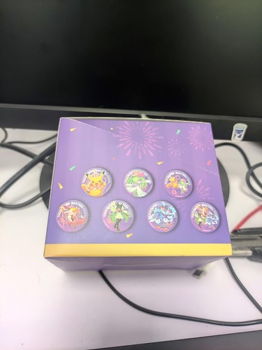 Pokemon China IN STOCK Guangzhou Masters Fantasy Badge Gift Box Limited Edition - Picture 3 of 4