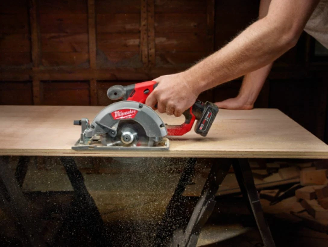 Milwaukee m12 circular saw ebay deals