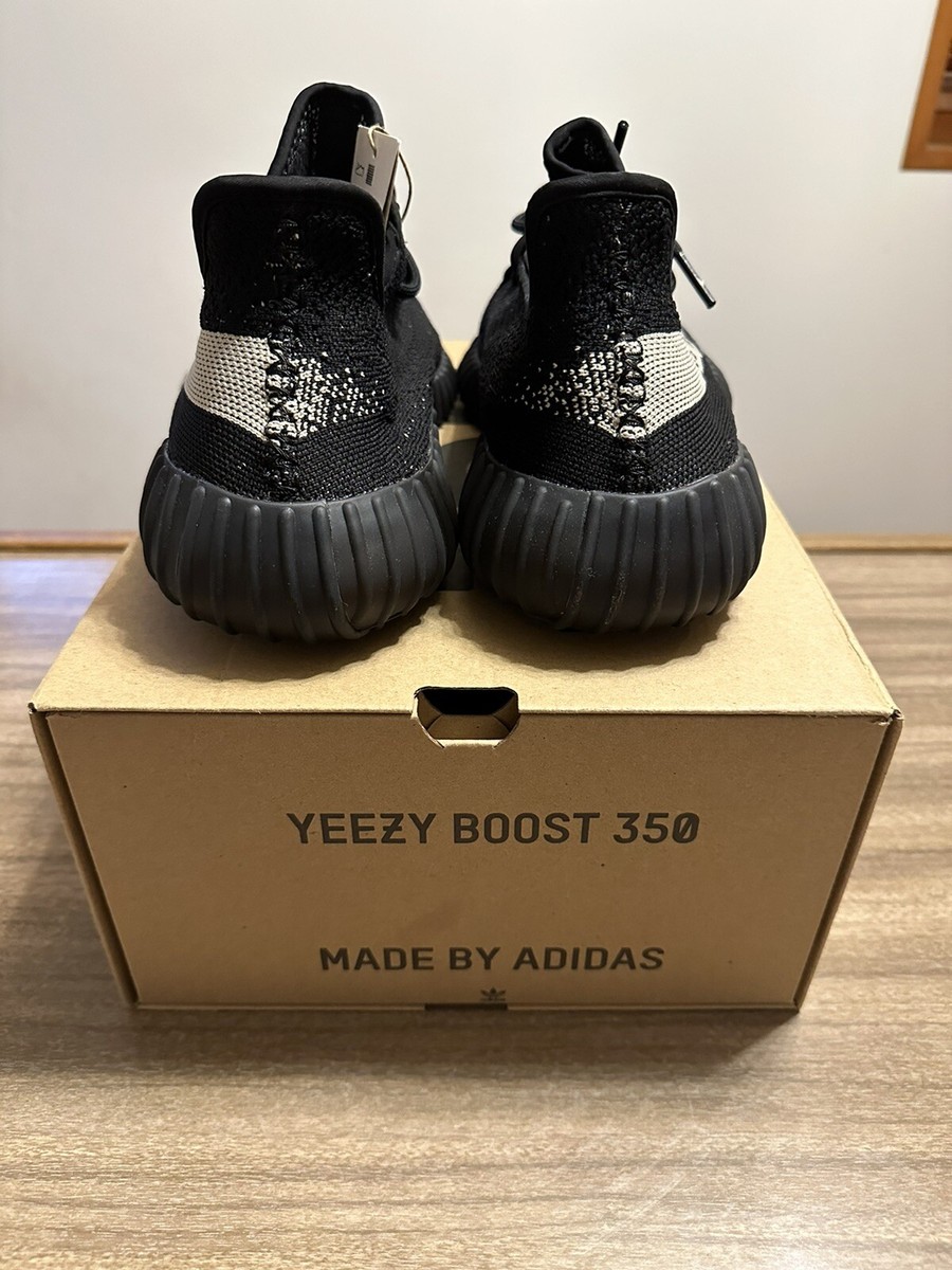 Size 11 - adidas Yeezy Boost 350 V2 Oreo Brand New! Retro 1 Size 11 - adidas Yeezy Boost 350 V2 Oreo Brand New! Retro 1