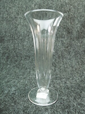 Solo Bud Vase 8'' Lead Crystal Reed & Barton Since 1824 Czech Republic (Czechia)