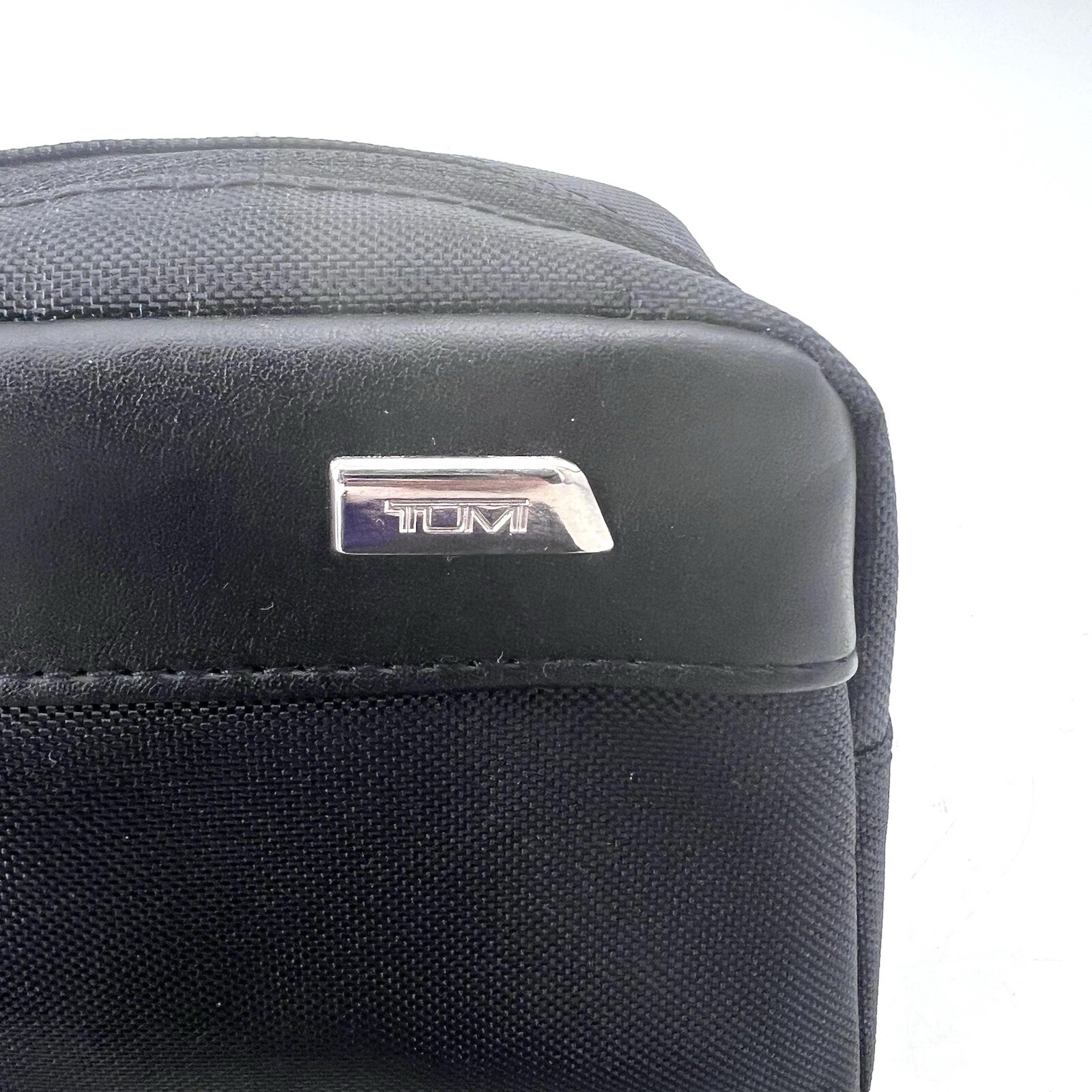 Tumi Delta Airlines First Class Toiletry Travel Amenity Kit
