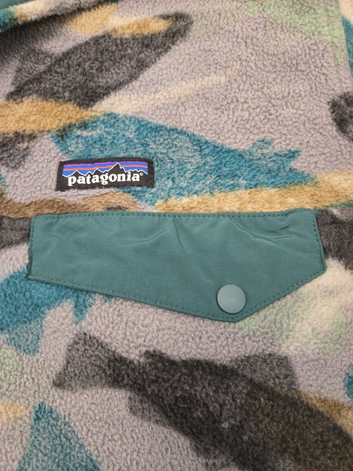 Patagonia RARE Trout Tails Fish Synchilla Snap-T Fleece Pullover Size Small image 7